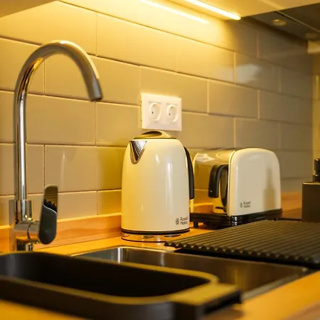 Apartament Azimute5 T1 Moderno Centro Historico Angra Angra do Heroísmo